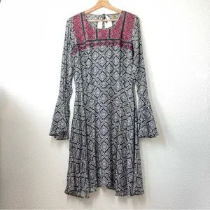 Stetson | Dresses | Stetson Rayon Embroidered Dress Lattice Print Swing Bell Sleeves Black Red | Poshmark Stetson | Dresses | Stetson Rayon Embroidered Dress Lattice Print Swing Bell Sleeves Black Red | Poshmark